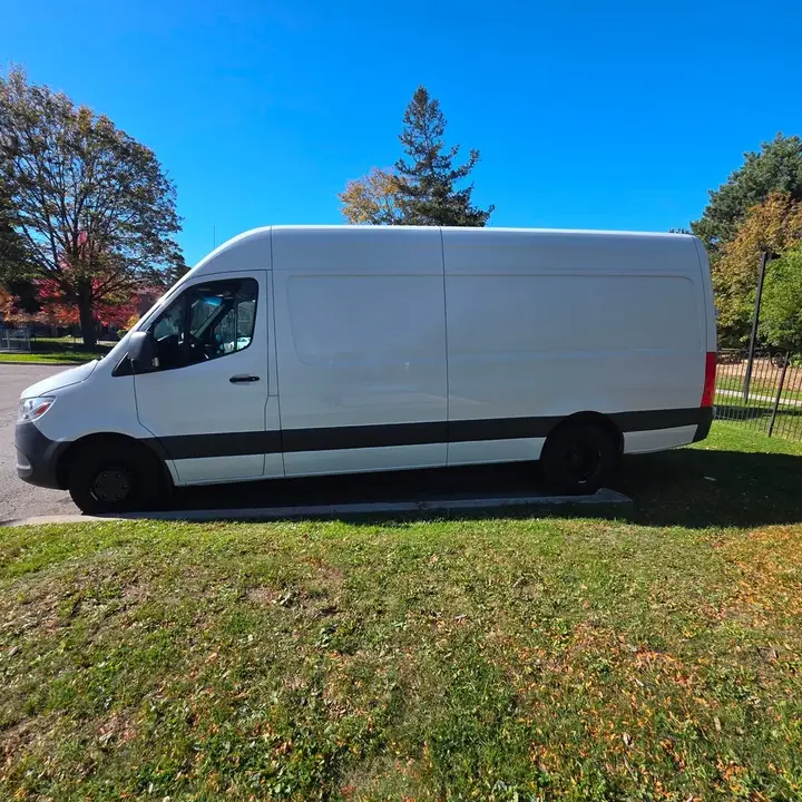 Mercedes-Benz Sprinter Van