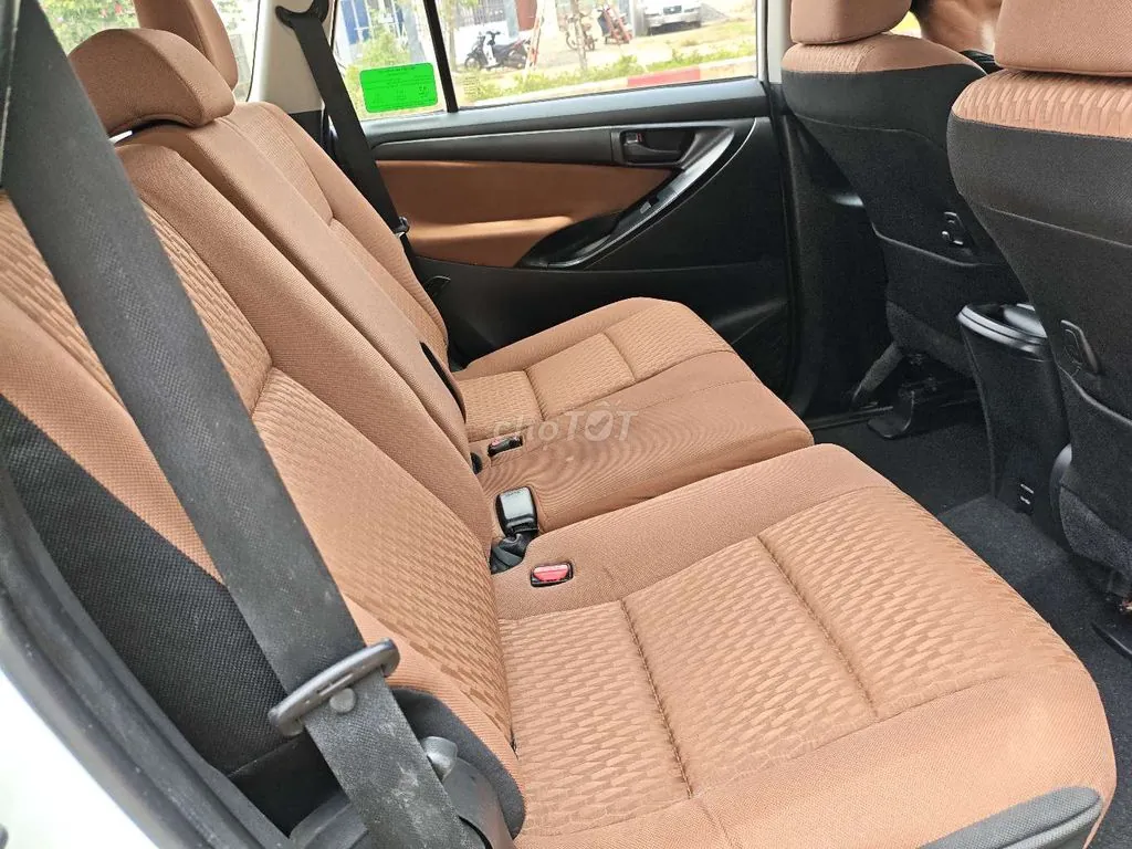 Toyota Innova 2018 photo 5