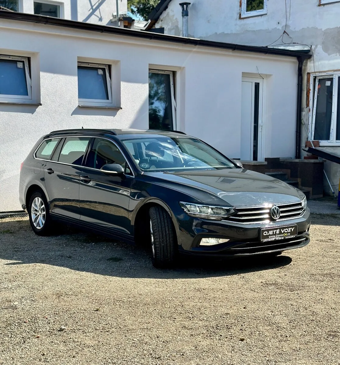 Volkswagen Passat 2021 photo 3