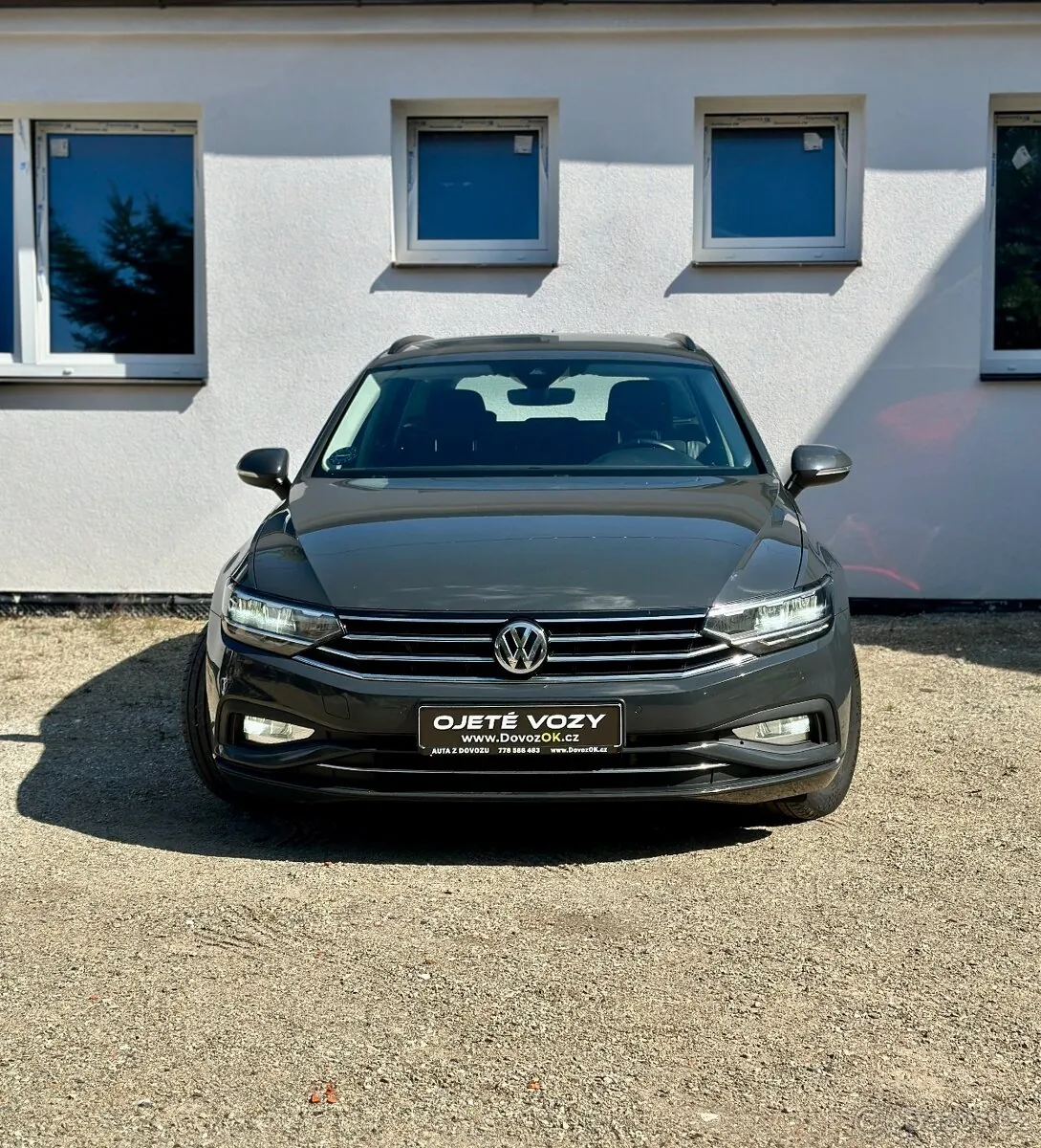 Volkswagen Passat 2021 photo 2