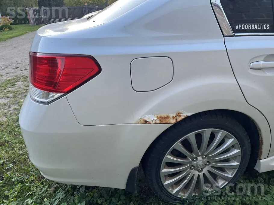 Subaru Legacy 2010 photo 5