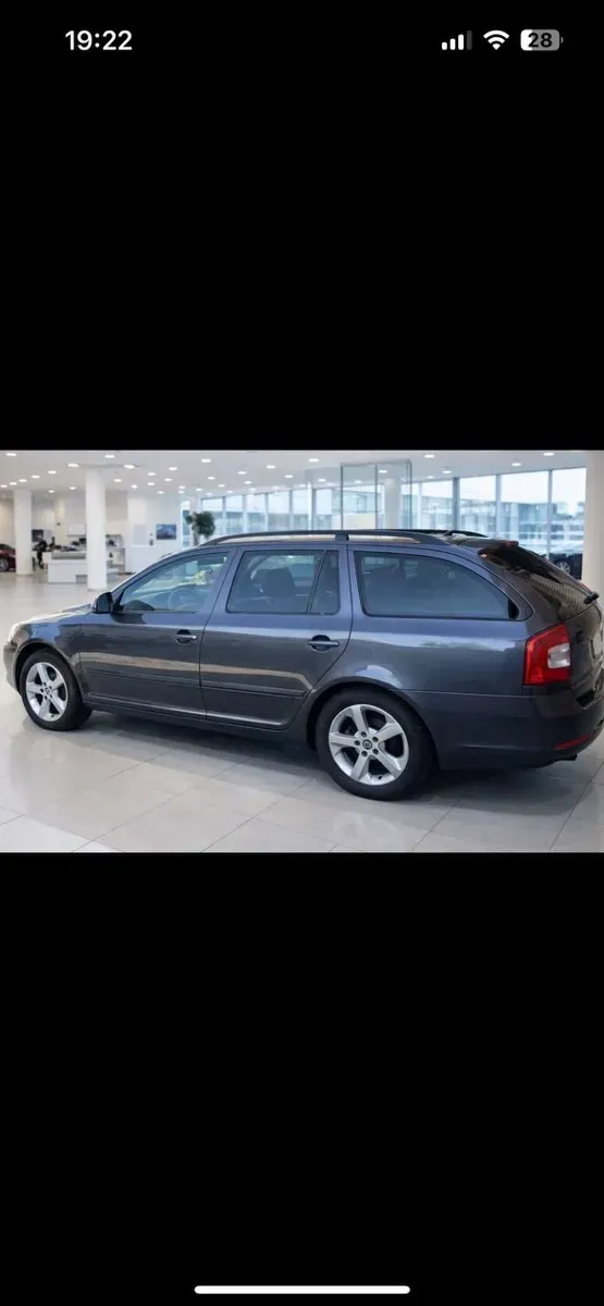 Skoda Octavia 2011 photo 2