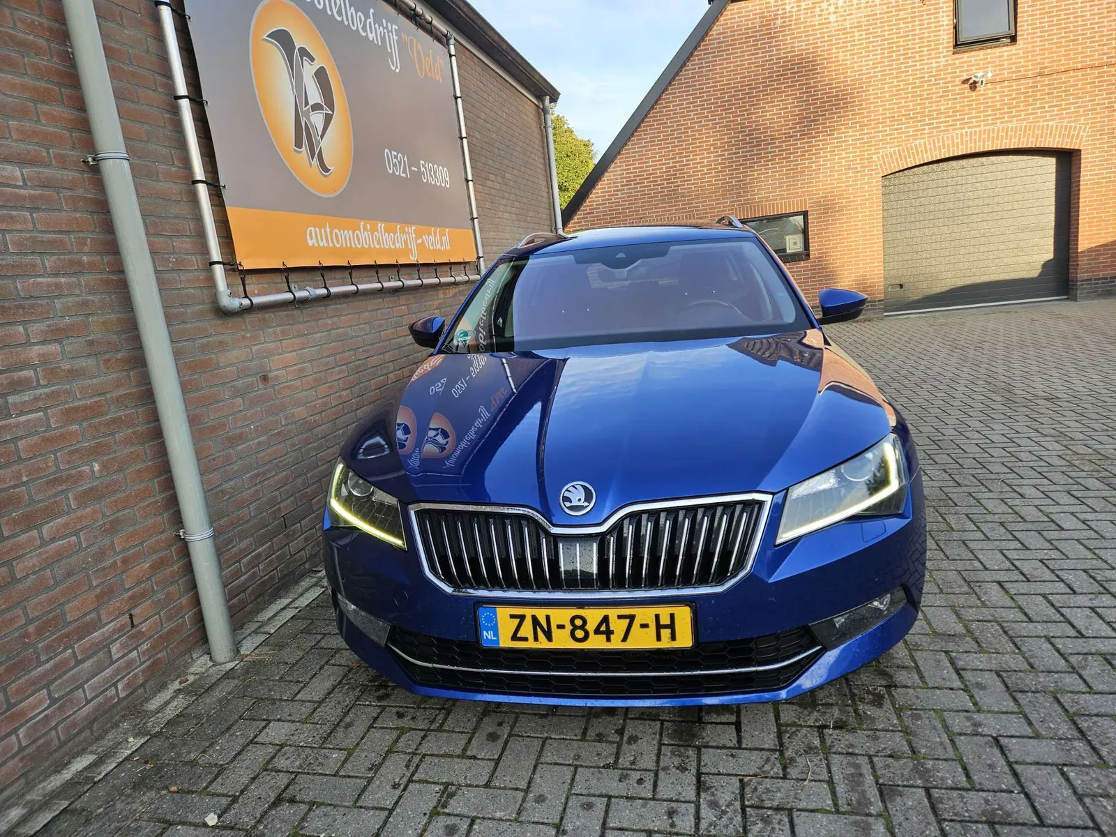 Skoda Superb 2017 photo 2