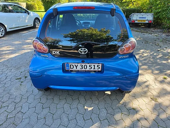 Toyota Aygo 2011 photo 2