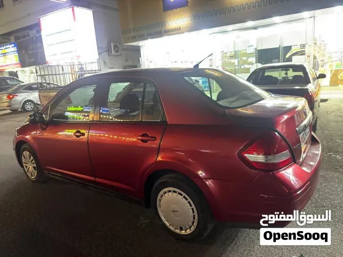Nissan Tiida