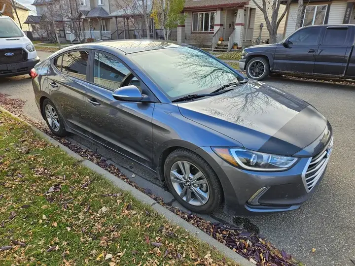 Hyundai Elantra 2018 photo 3
