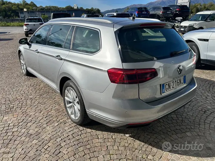 Volkswagen Passat 2023 photo 4