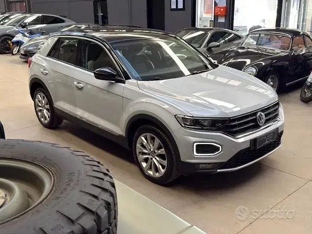 Volkswagen T-Roc 2018 photo 3