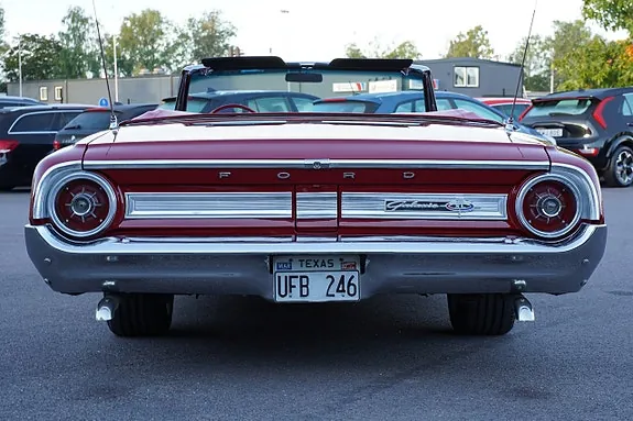Ford Galaxie 1964 photo 4