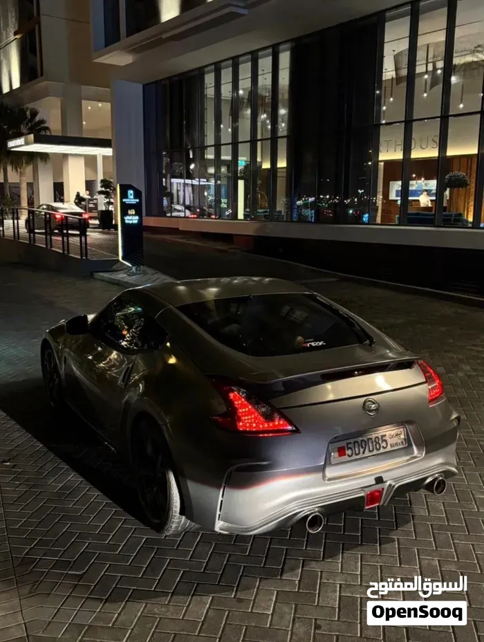 Nissan 370Z 2010 photo 2