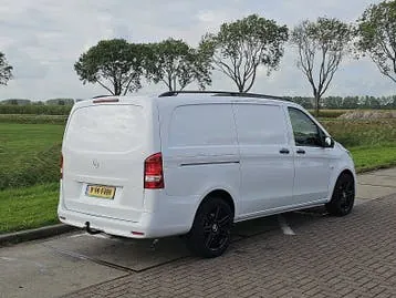 Mercedes-Benz Vito 2024 photo 3