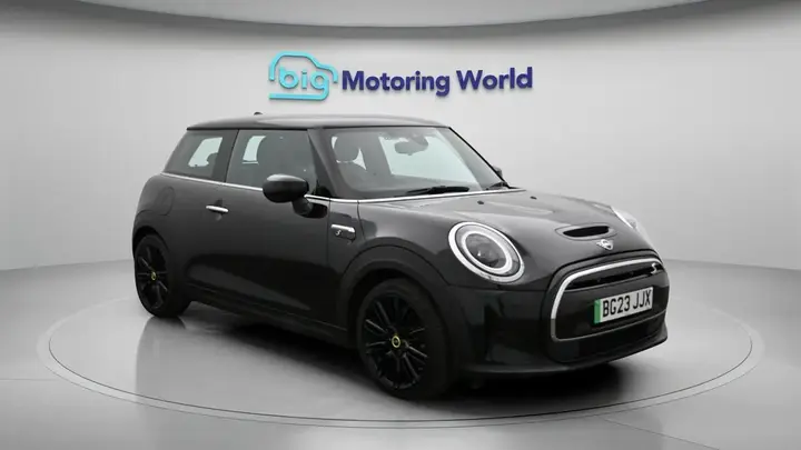 Mini Cooper Se 2023 photo 2
