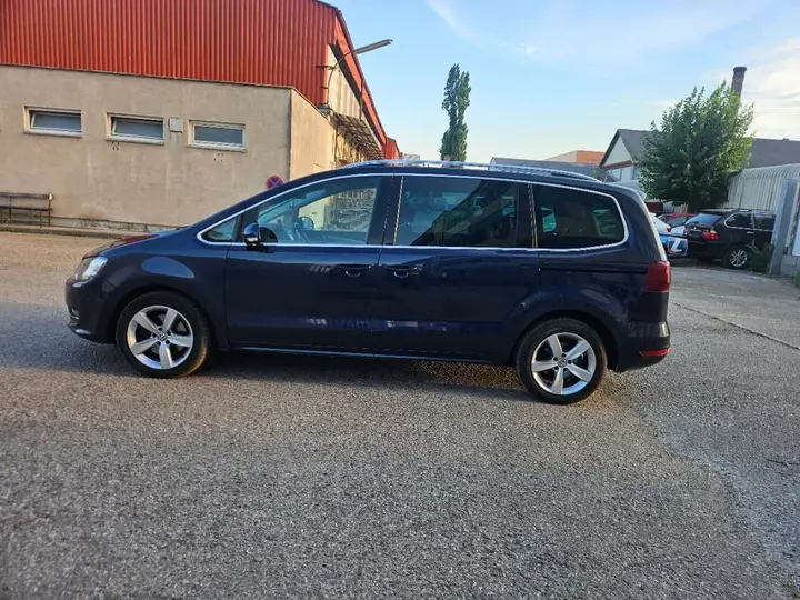 Volkswagen Sharan 2013 photo 3