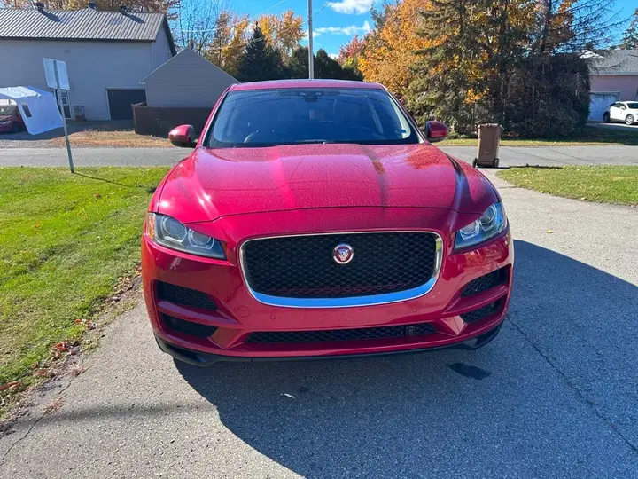 Jaguar F-Pace 2018 photo 3