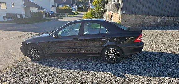 Mercedes-Benz C180 2007 photo 5
