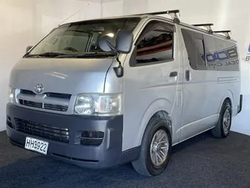 Toyota Hiace 2006 photo 4