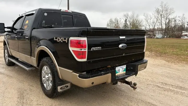 Ford F-150 2011 photo 2