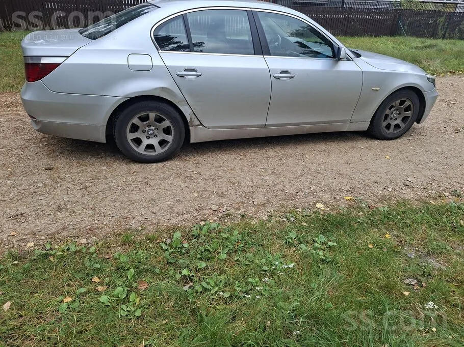 BMW 530 2004 photo 4
