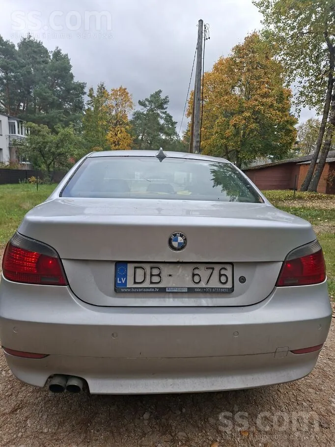 BMW 530 2004 photo 3