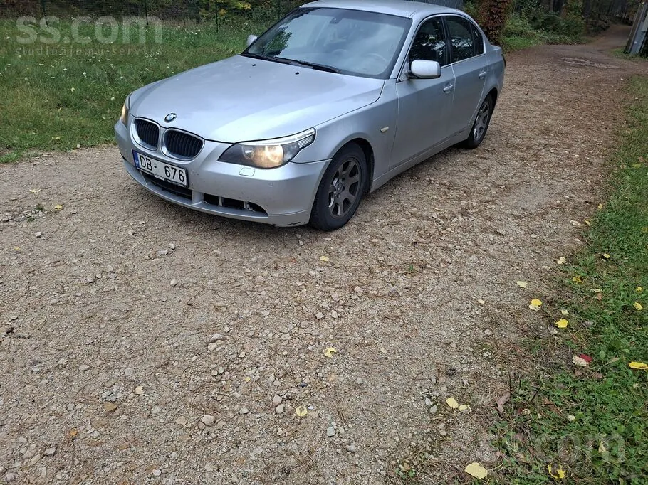 BMW 530 2004 photo 2