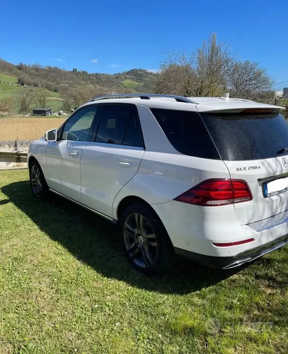 Mercedes-Benz Gle 2019 photo 2