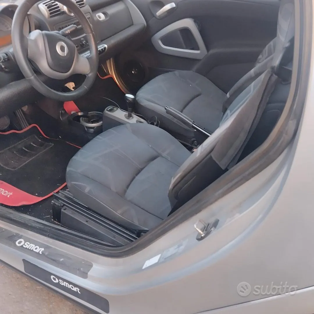 Smart Fortwo 2010 photo 3