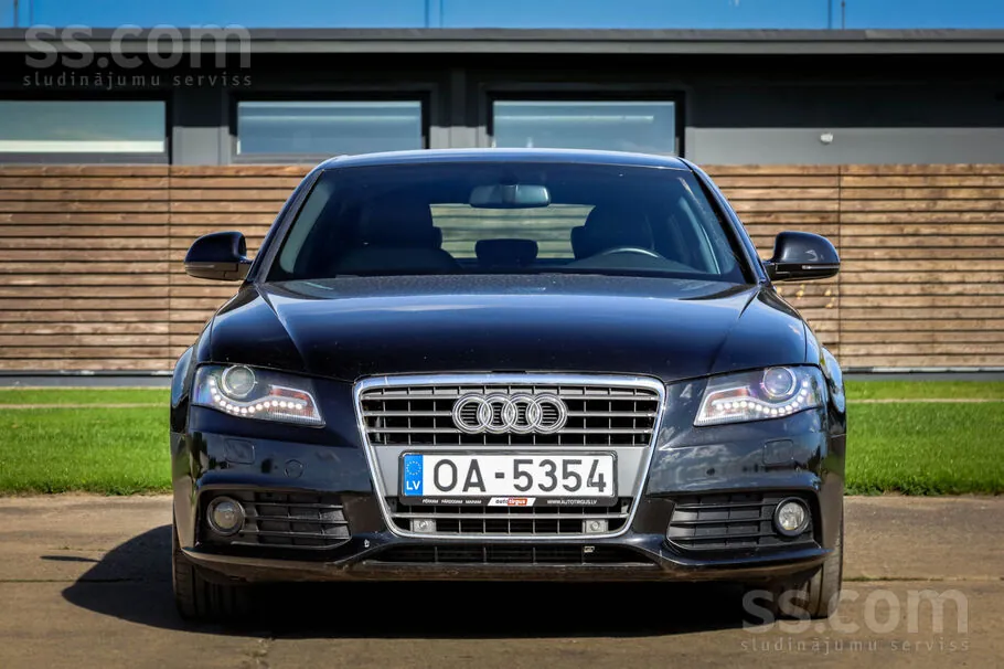 Audi A4 2008 photo 2