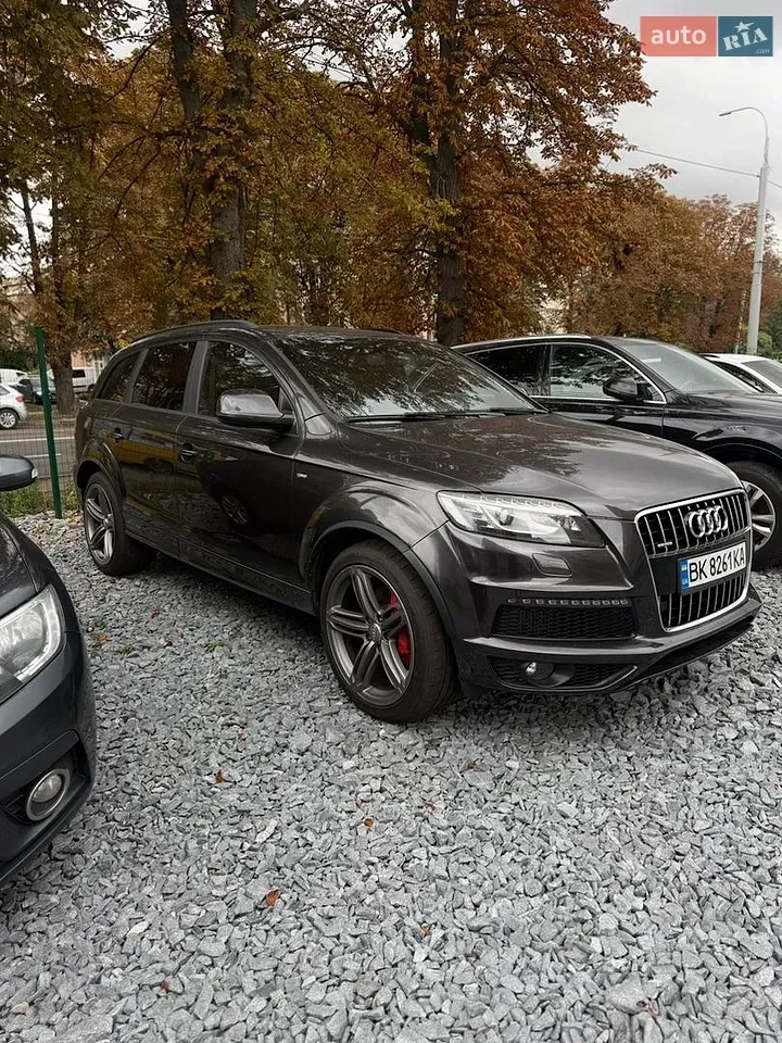 Audi Q7 2013 photo 3