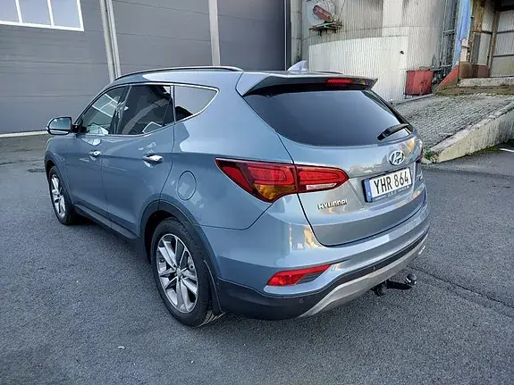 Hyundai Santa Fe 2017 photo 3