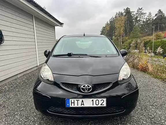 Toyota Aygo 2009 photo 2
