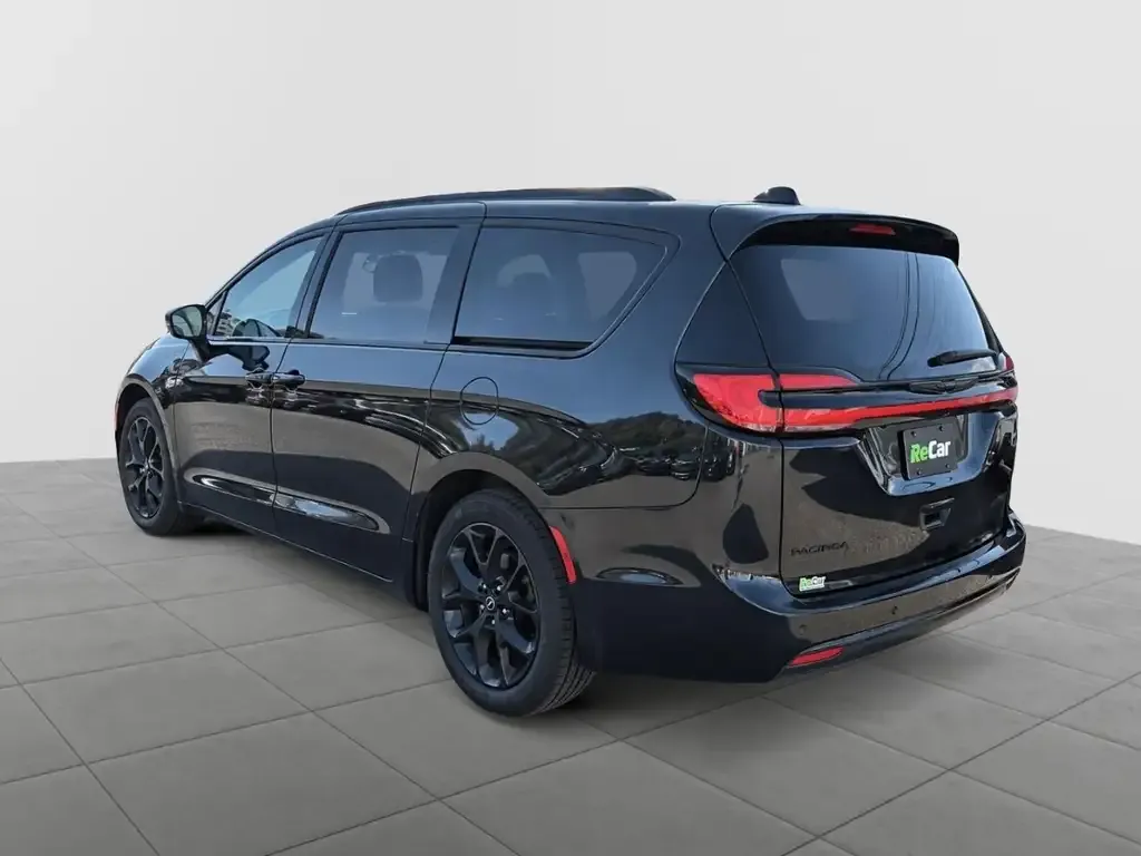 Chrysler Pacifica 2025 photo 4