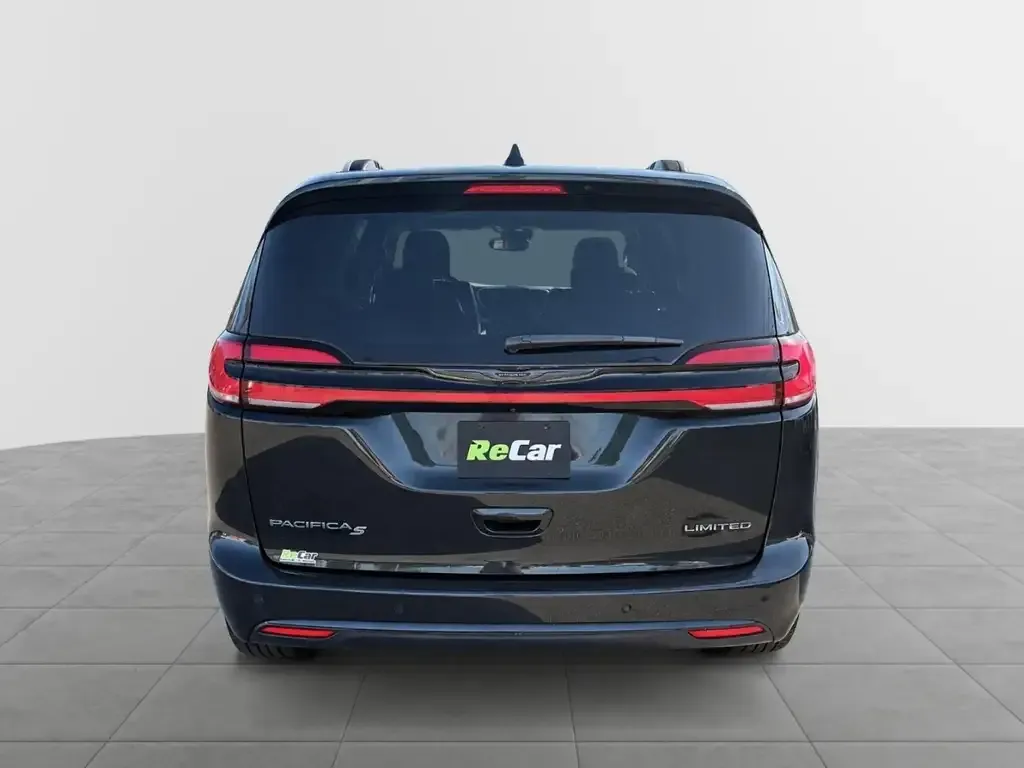 Chrysler Pacifica 2025 photo 3