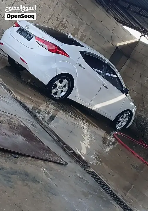 Hyundai Elantra 2013 photo 3