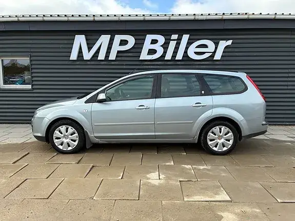 Ford Focus 2005 photo 2