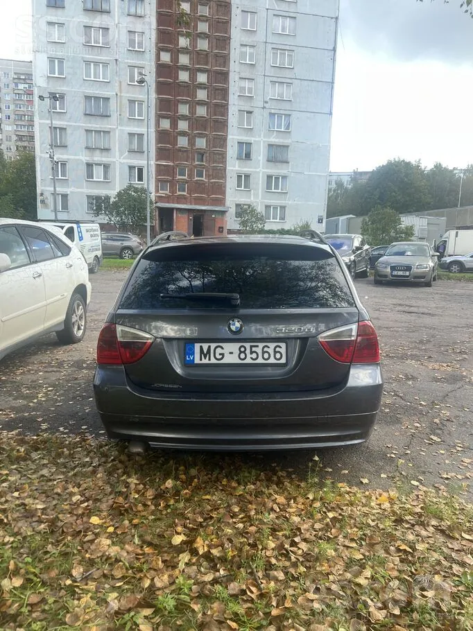BMW 320 2005 photo 4