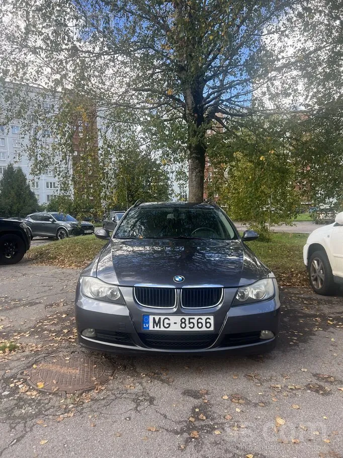 BMW 320