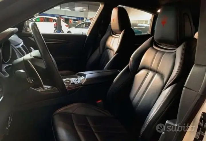 Maserati Levante 2018 photo 4
