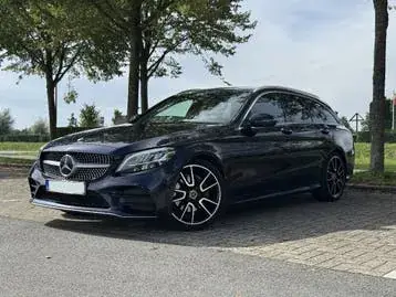 Mercedes-Benz C200
