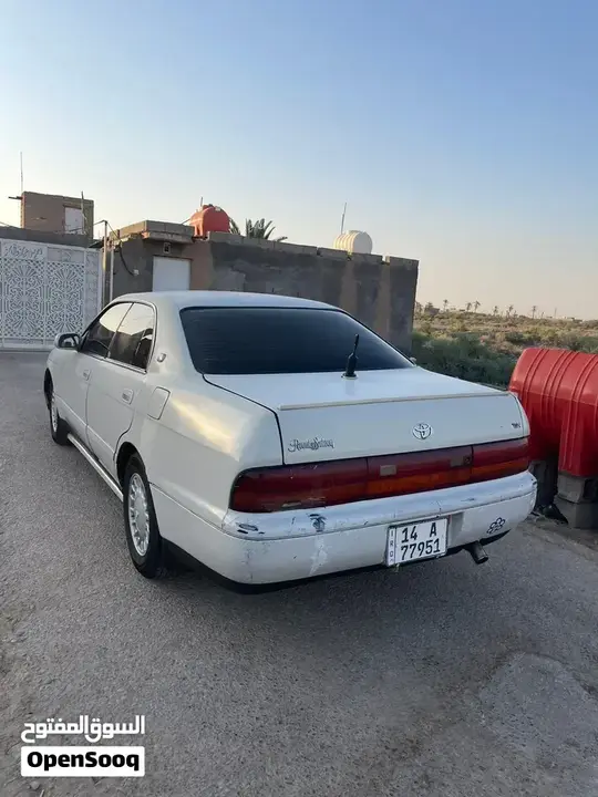 Toyota Crown 1994 photo 3