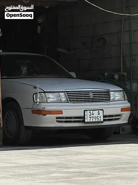 Toyota Crown 1994 photo 2