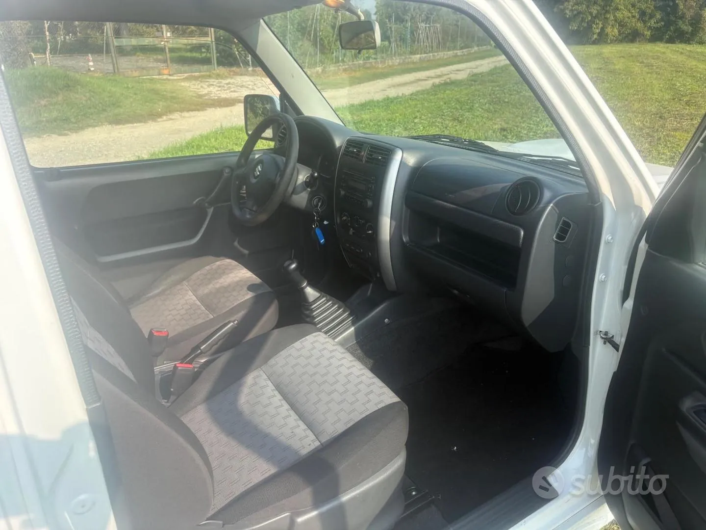Suzuki Jimny 2008 photo 3