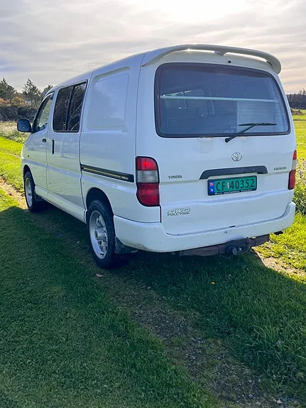 Toyota Hiace 2007 photo 3