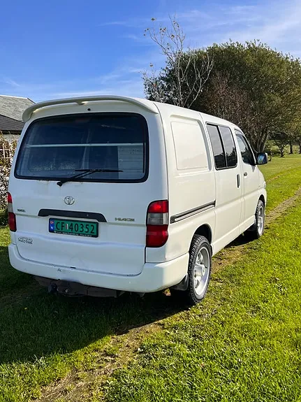 Toyota Hiace 2007 photo 4