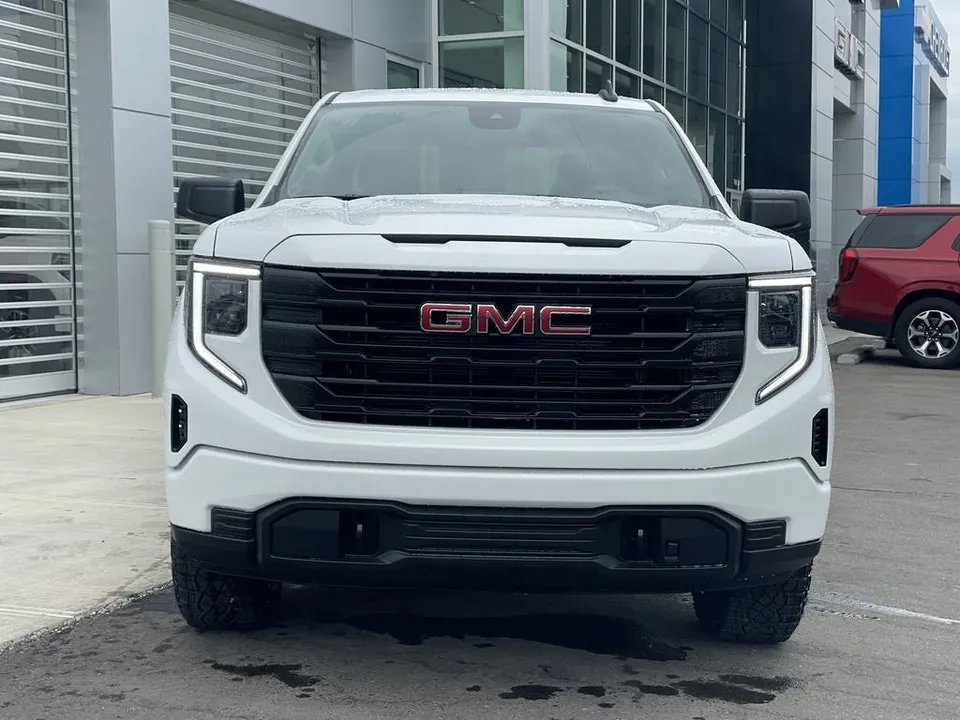 GMC Sierra 1500 2026 photo 2