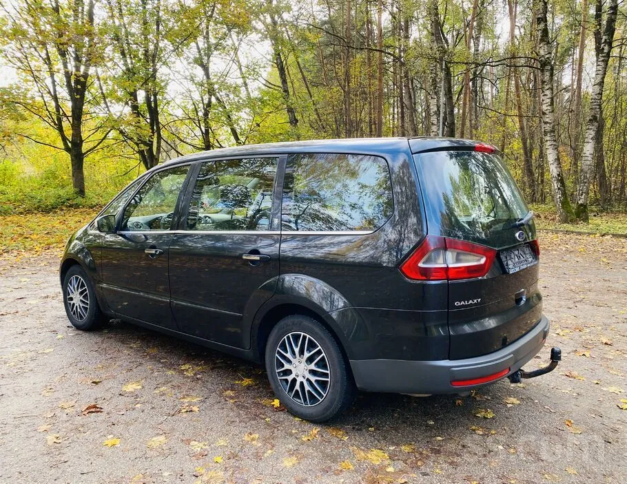 Ford Galaxy 2009 photo 4