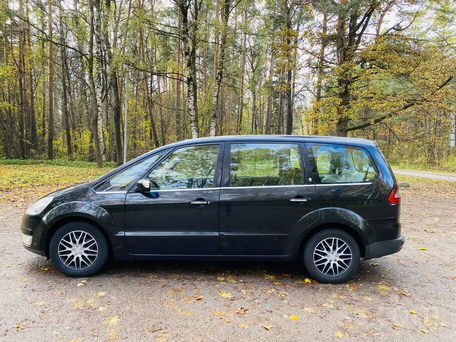 Ford Galaxy 2009 photo 5