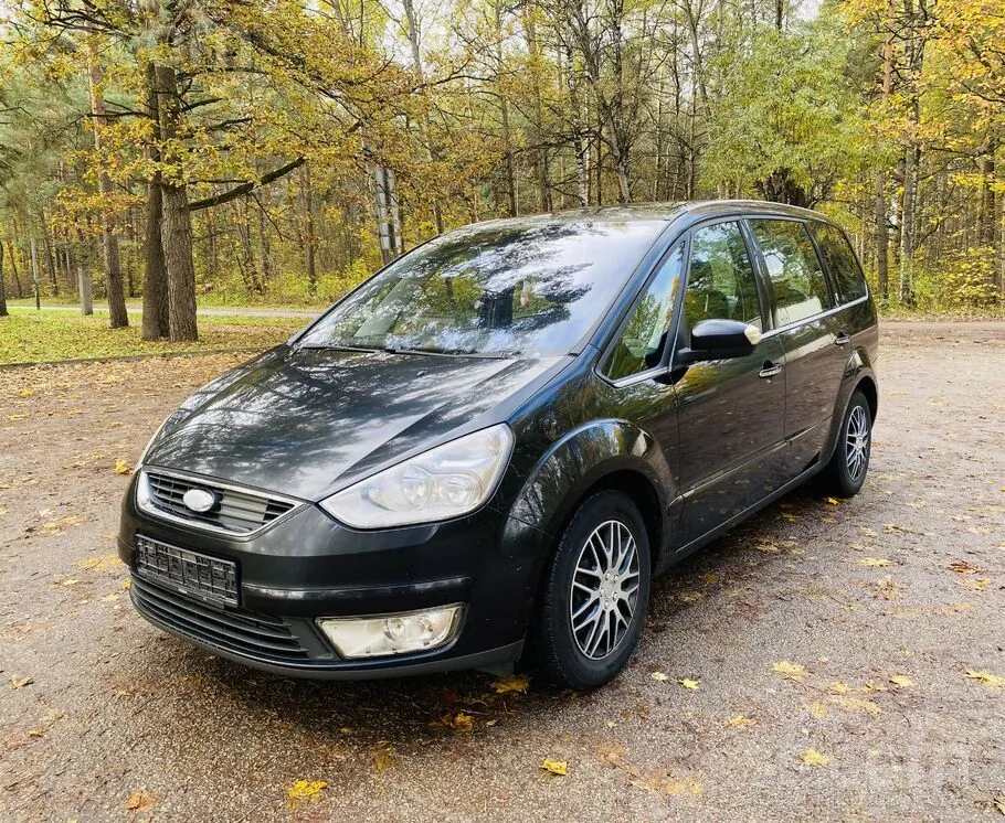 Ford Galaxy 2009 photo 2