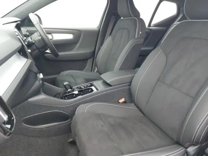 Volvo Xc40 2026 photo 5