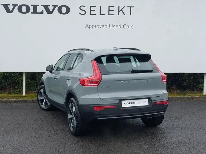 Volvo Xc40 2026 photo 2