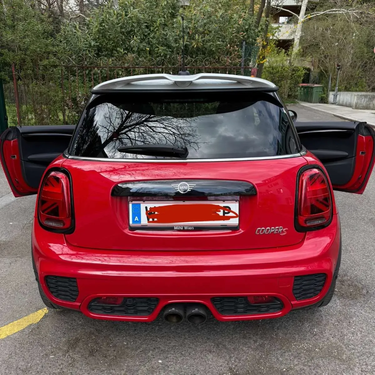 Mini Cooper S 2018 photo 2